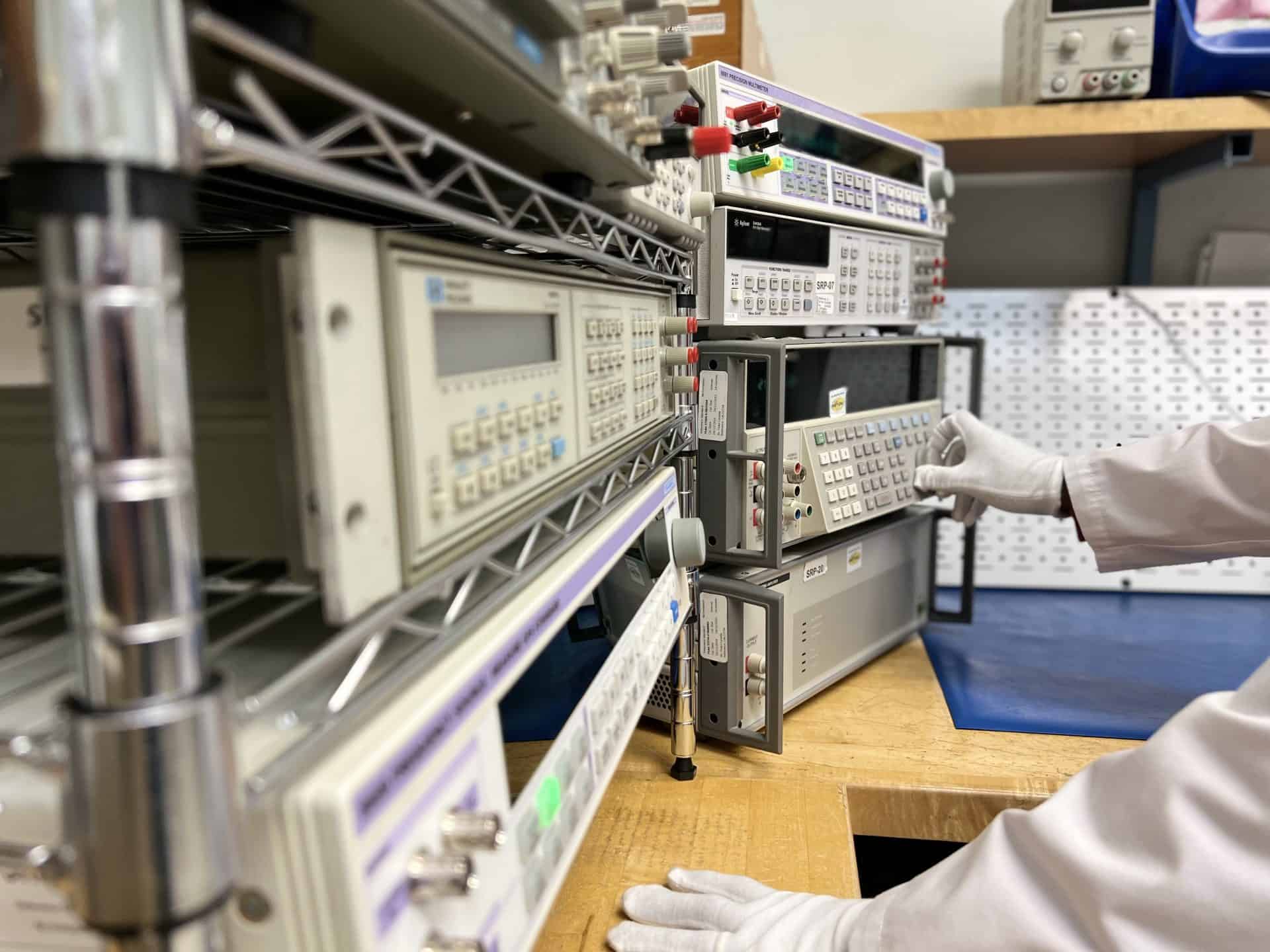 How a Reference Dry Well Calibrator Can Solve Your Calibration Needs